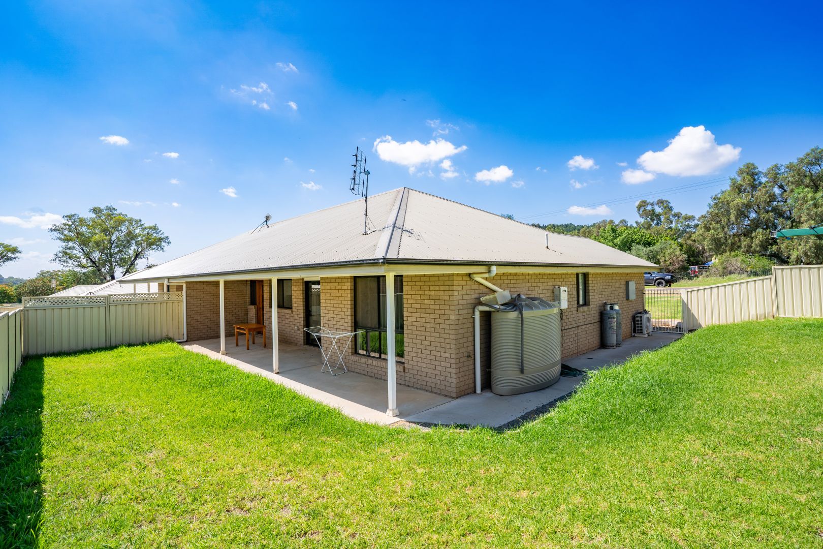 A/23 Radnor, Canowindra NSW 2804 Duplex For Rent 335 Domain