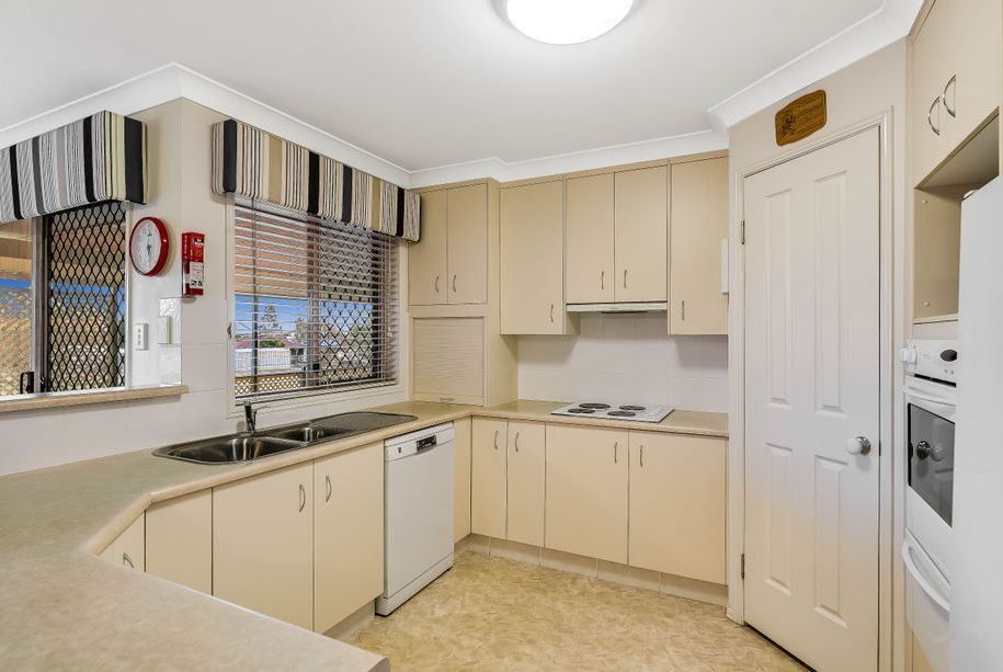 4 Janet Drive, Vale View QLD 4352, Image 2