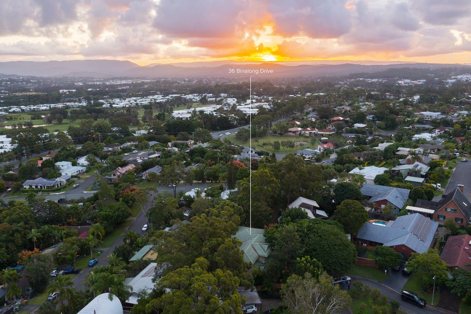 4 bedrooms House in 36 Binalong Drive ASHMORE QLD, 4214
