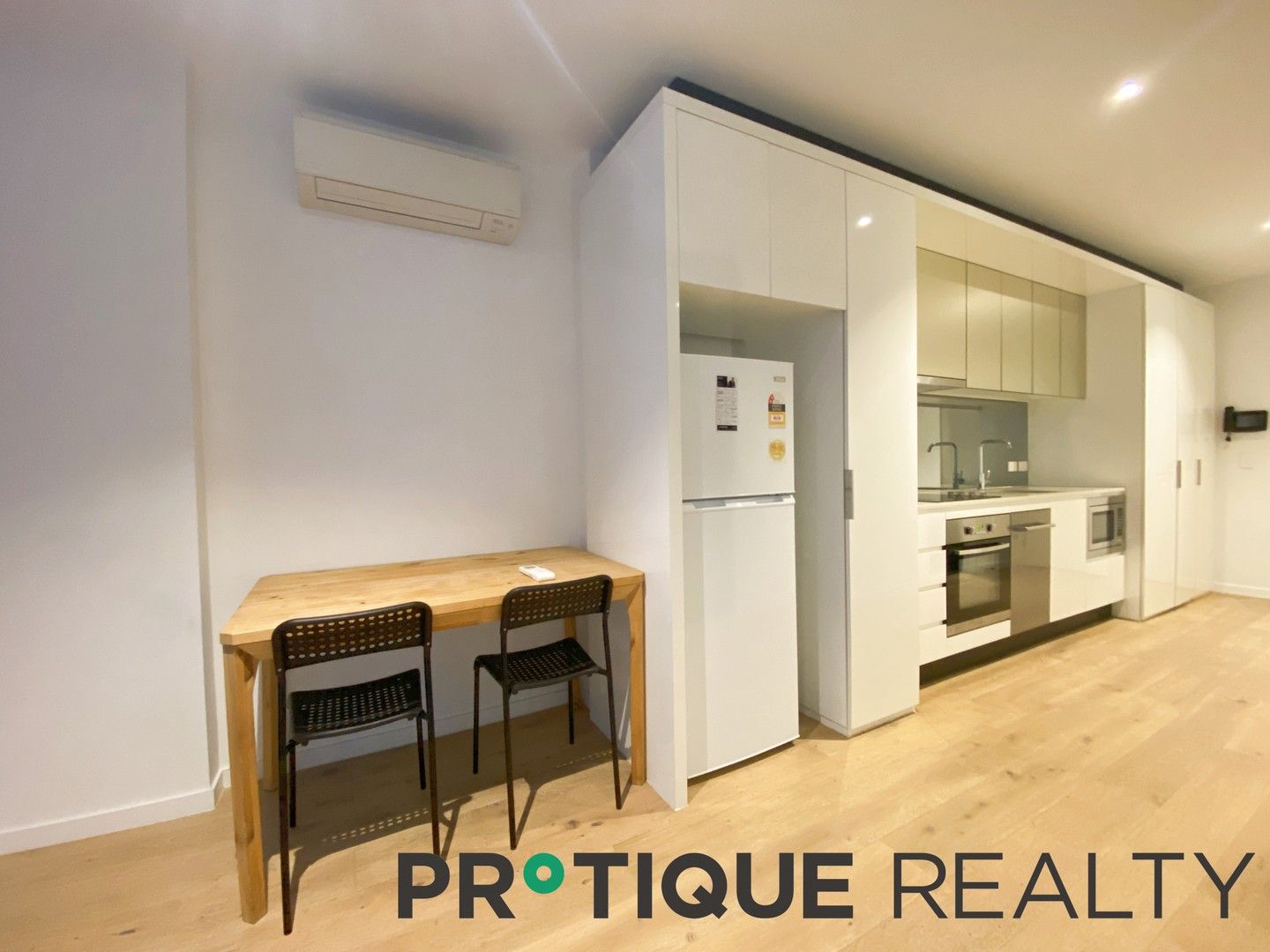 1 bedrooms Apartment / Unit / Flat in 1604/33 Rose Lane MELBOURNE VIC, 3000