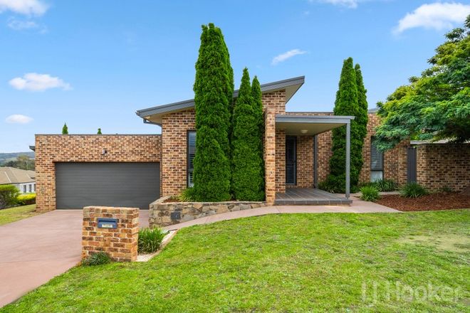 Picture of 1 Elaroo Place, JERRABOMBERRA NSW 2619