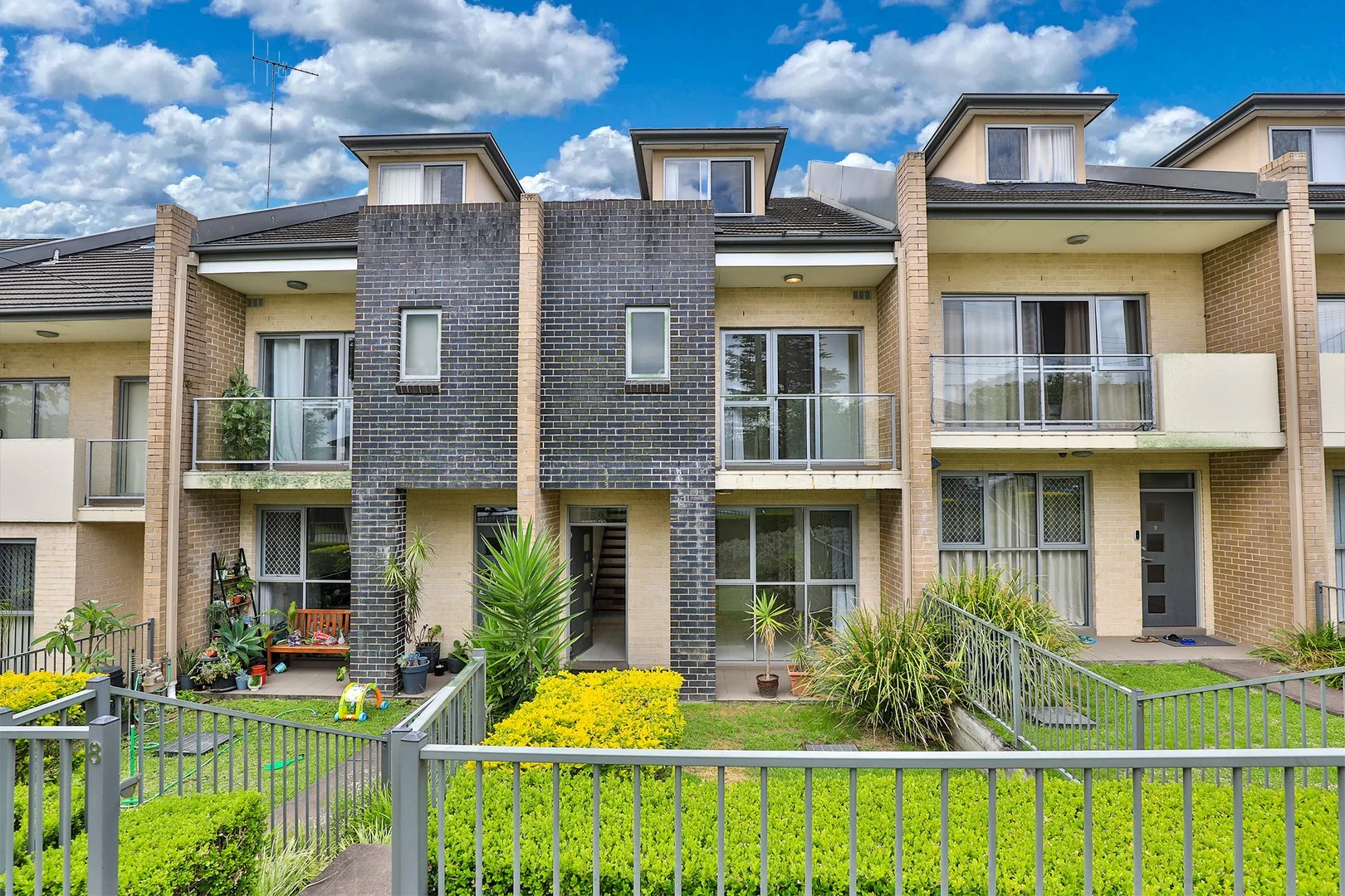 8/13-16 Carver Place, Dundas Valley NSW 2117