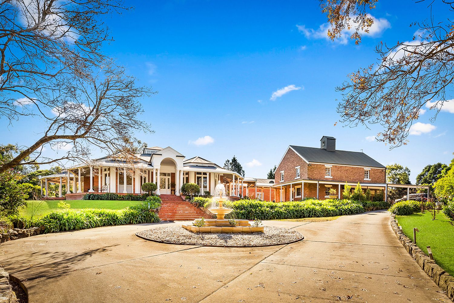 6 bedrooms House in 20 Volunteer Road KENTHURST NSW, 2156