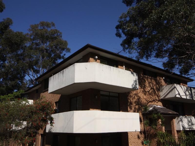 2 bedrooms Apartment / Unit / Flat in 4/1A Doomben Avenue EASTWOOD NSW, 2122