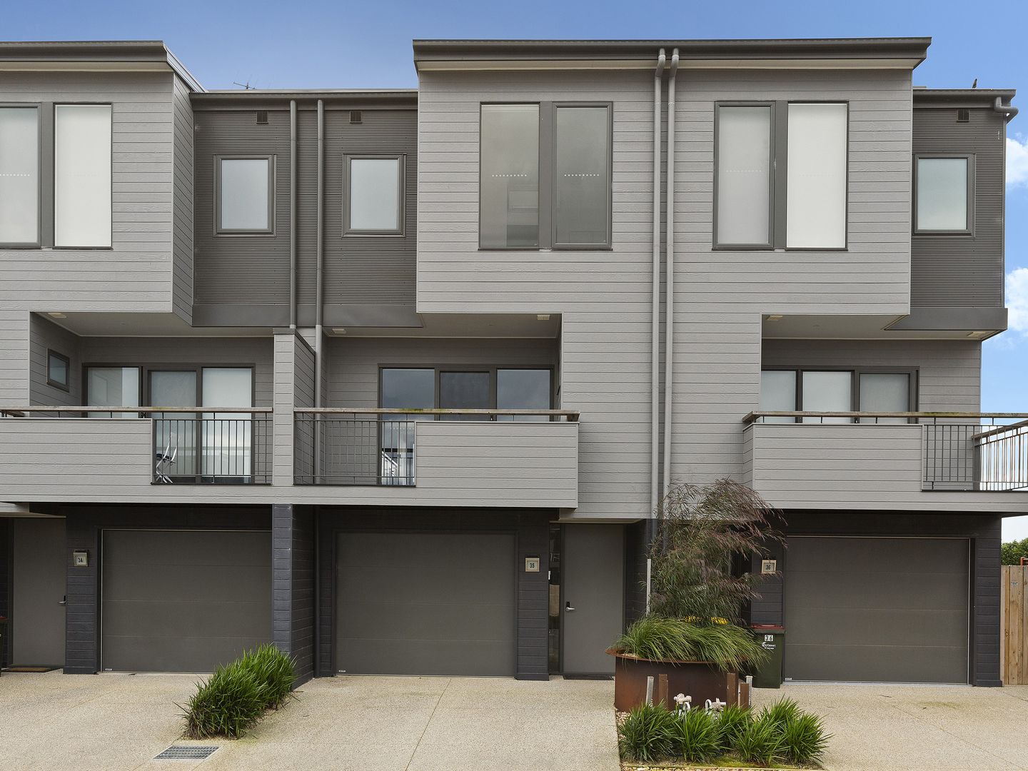 35 12 Lahinch Mews Torquay Vic 3228 Domain