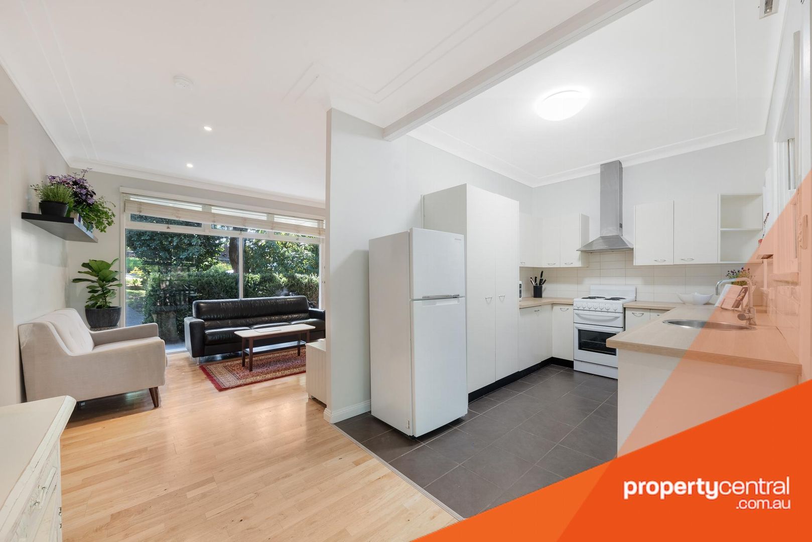 373 Macquarie Road, Springwood NSW 2777, Image 1