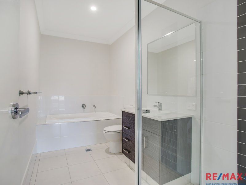 2/22 Shelduck Street, Upper Coomera QLD 4209, Image 1