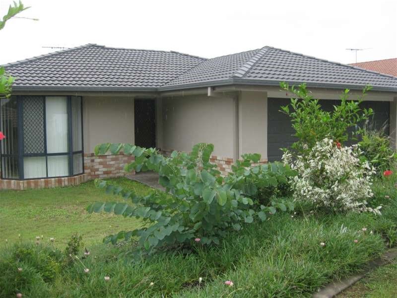 4 bedrooms House in 33 Vermilion Ave GRIFFIN QLD, 4503
