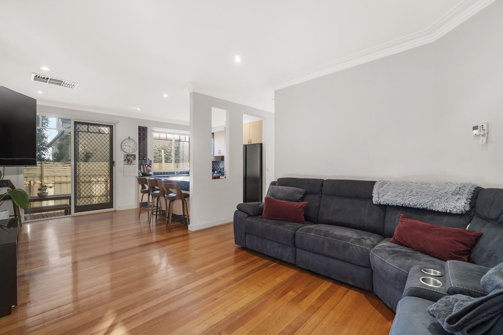 2/17 Potter Street, Black Rock VIC 3193, Image 2