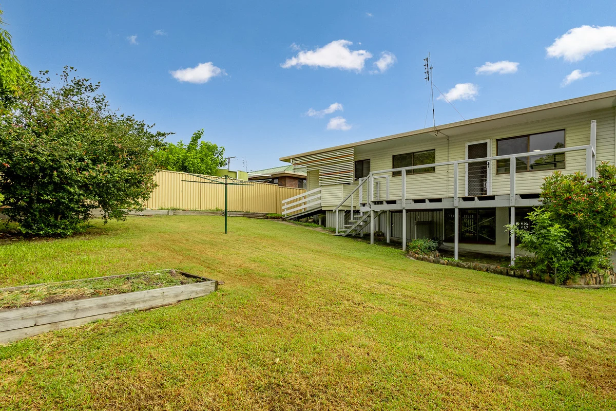 Additional image 3 of 411 Boat Harbour Drive, Torquay QLD 4655