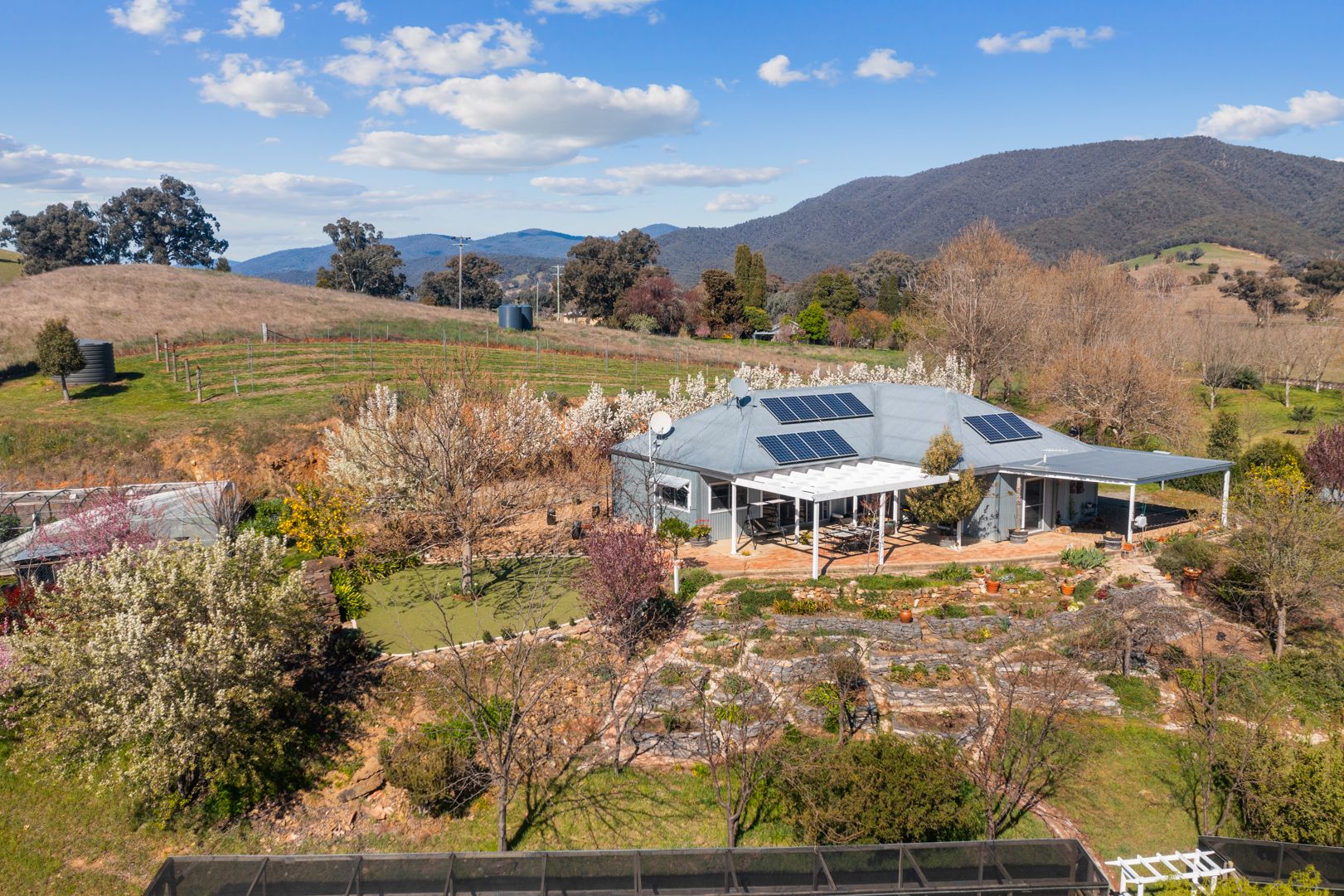 372 Caves Road, Wee Jasper NSW 2582, Image 2