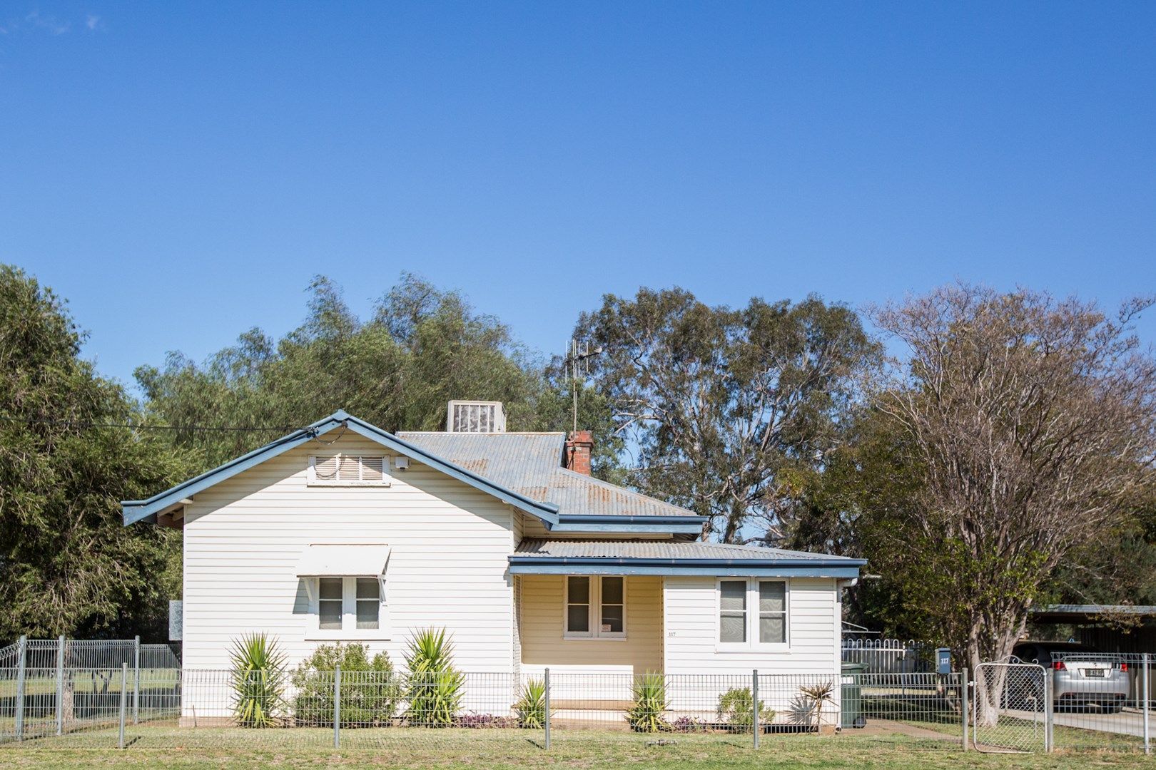 117 Miller St, Gilgandra NSW 2827, Image 0