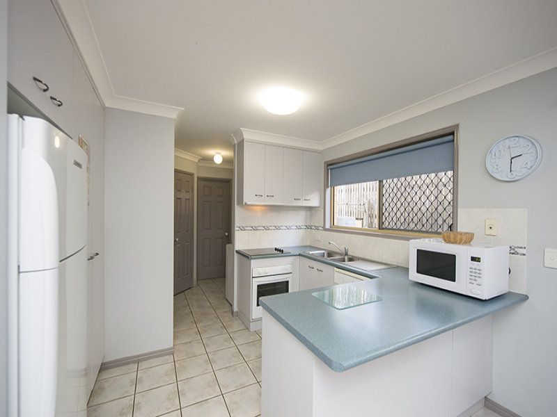 1/7-11 CENTRAL LANE, Gladstone Central QLD 4680, Image 2