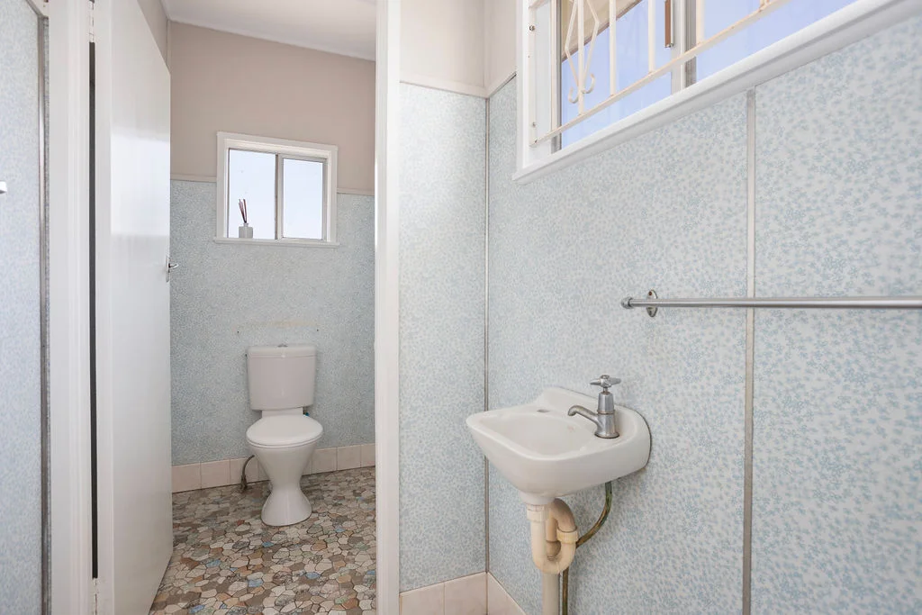 Additional image 14 of 7 Schelbach Street, Booval QLD 4304