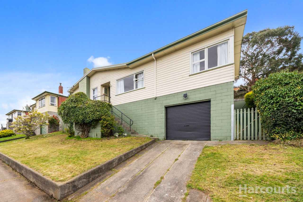 18 Southview Crescent, New Norfolk TAS 7140, Image 1