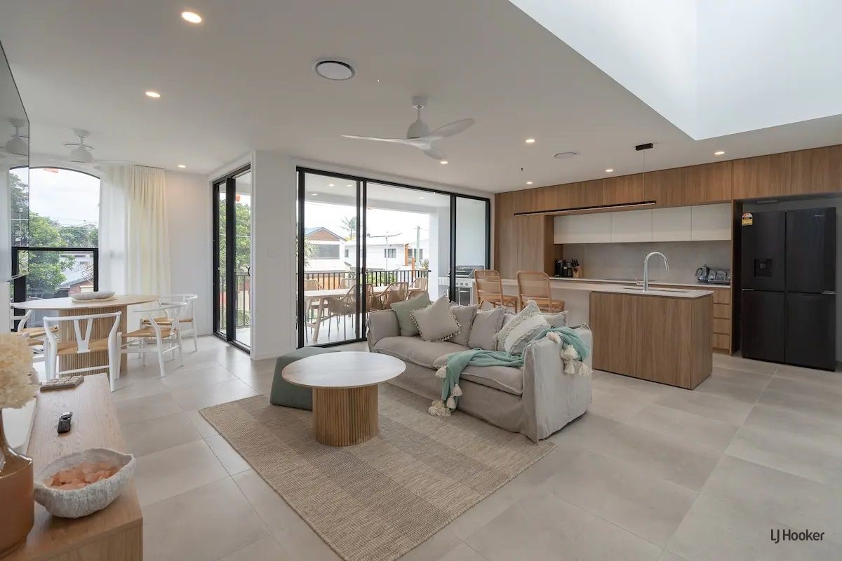 3 bedrooms Terrace in 4/37 Twenty Seventh Avenue PALM BEACH QLD, 4221