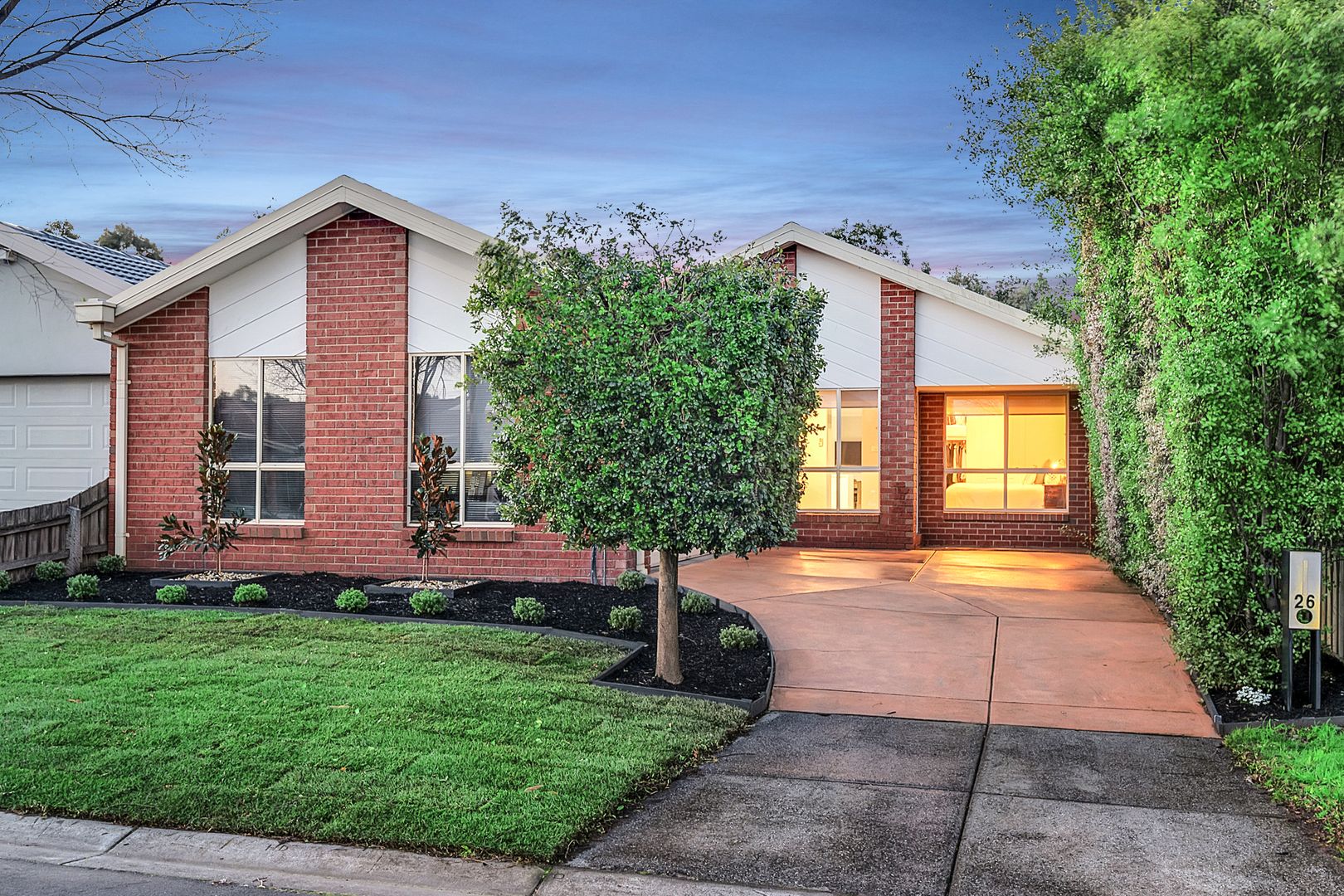 26 Serpens Court, Roxburgh Park Property History & Address Research