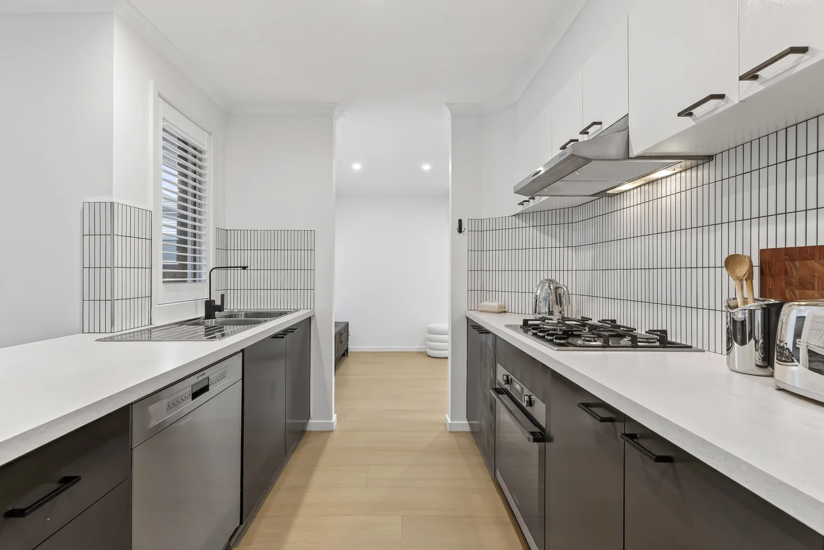 Additional image 4 of 2 Albany Road, Oakleigh East VIC 3166