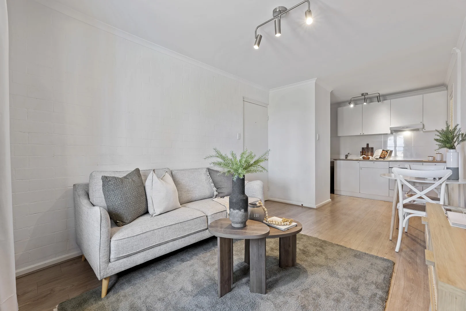 Additional image 3 of 8/150 Port Road, Alberton SA 5014