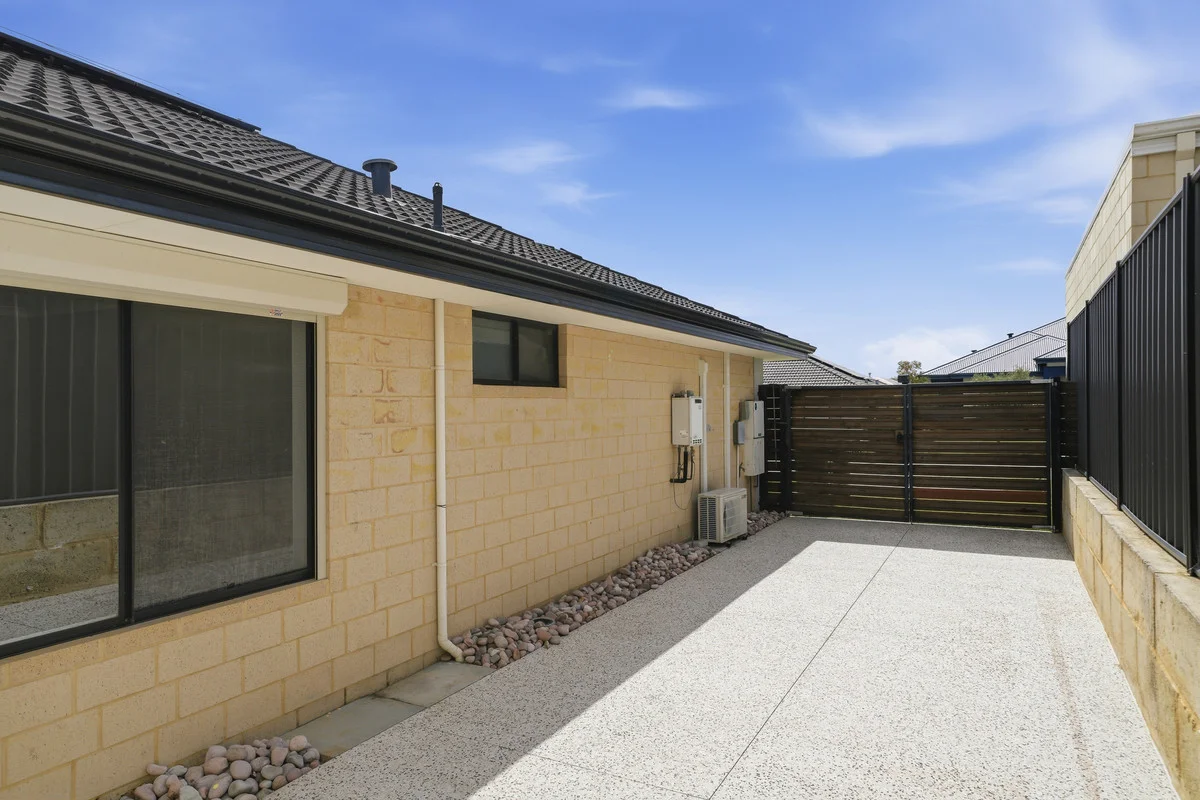 Additional image 33 of 18 Genus Road, Banksia Grove WA 6031