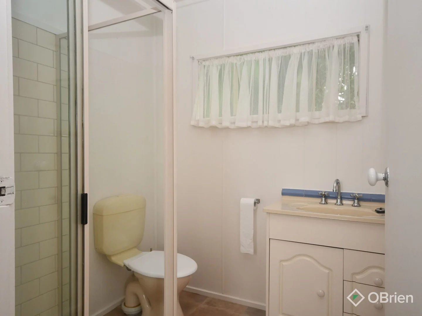 Additional image 7 of 5A Foam Street, Lakes Entrance VIC 3909