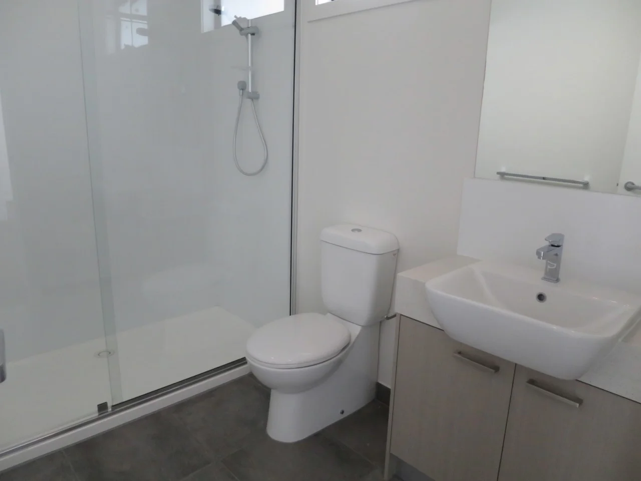 Additional image 5 of 1/36 Oakes Avenue, Clayton VIC 3168