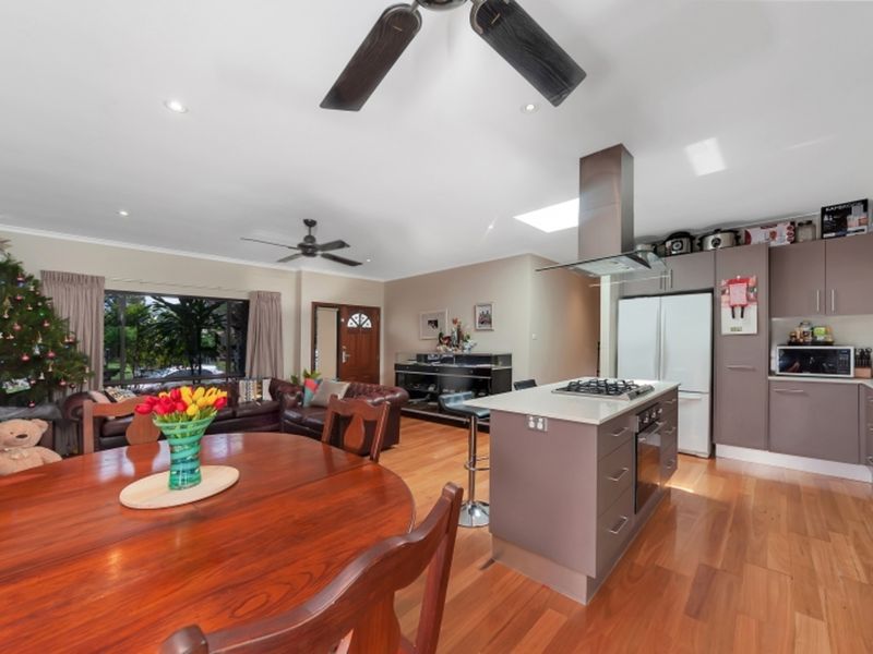 15 Di Savia Close, Whitfield QLD 4870, Image 1