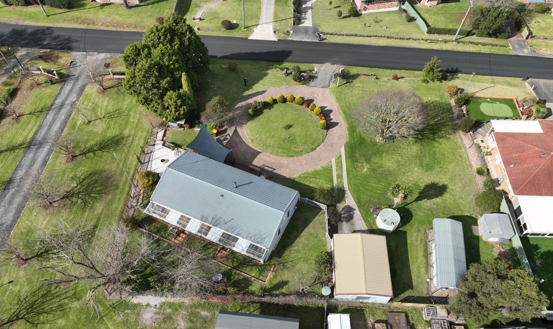 136 Pelham Street, Tenterfield NSW 2372 Domain