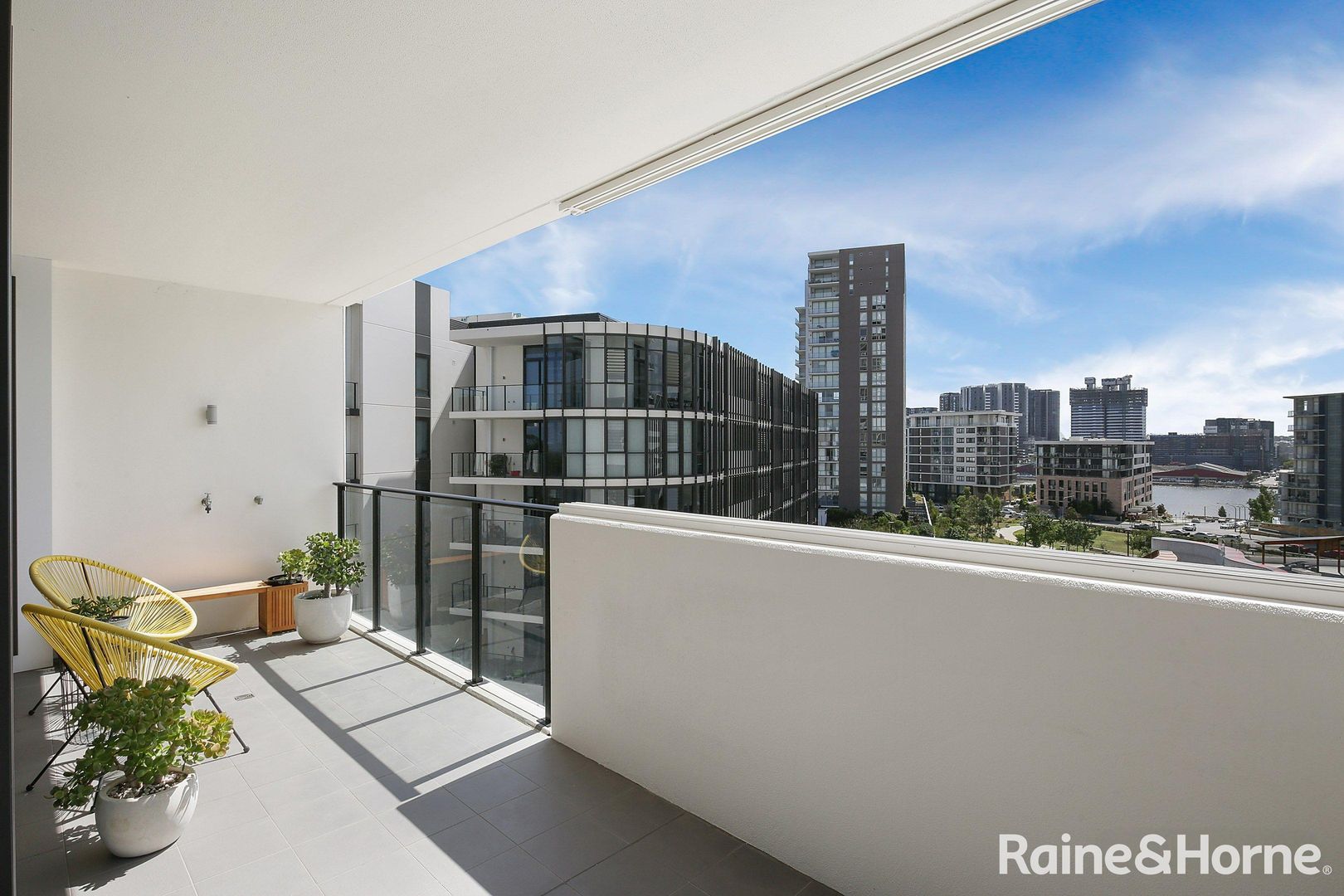 311/42 Walker Street, Rhodes NSW 2138 Apartment For Rent 1,300