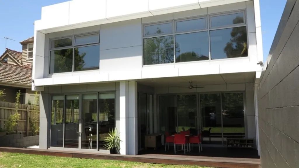 5 bedrooms House in 1 Byron Street KEW VIC, 3101