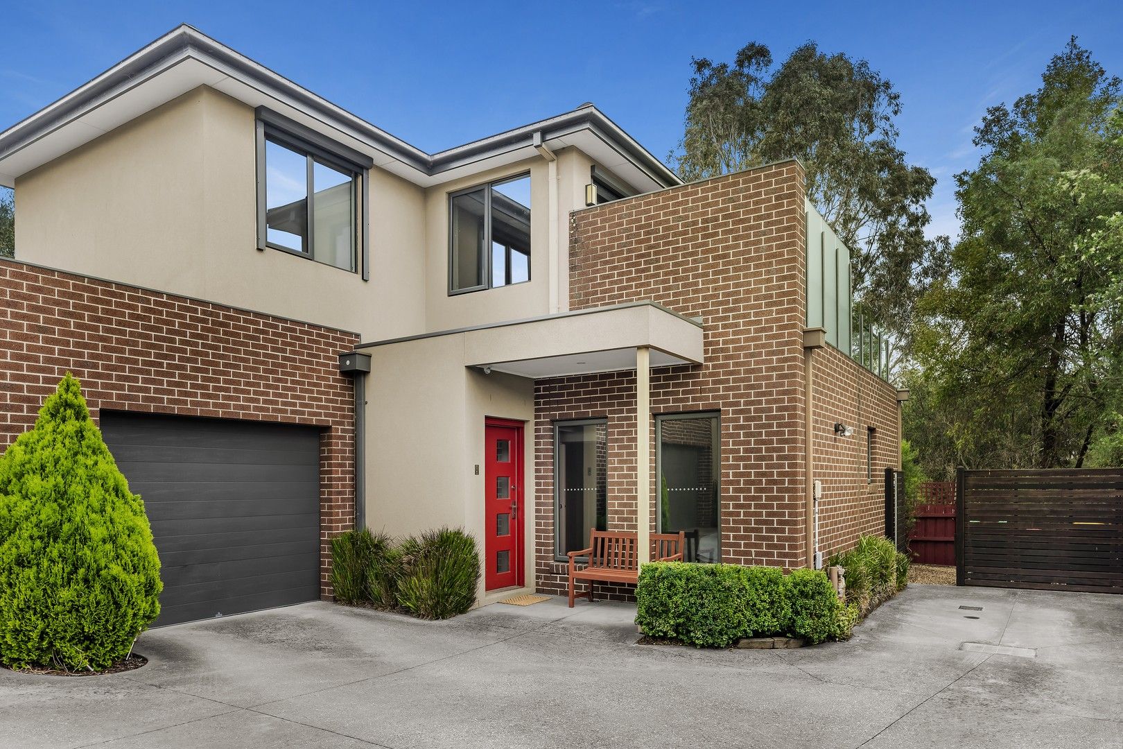 2/2 Kneale Drive, Box Hill North VIC 3129, Image 0