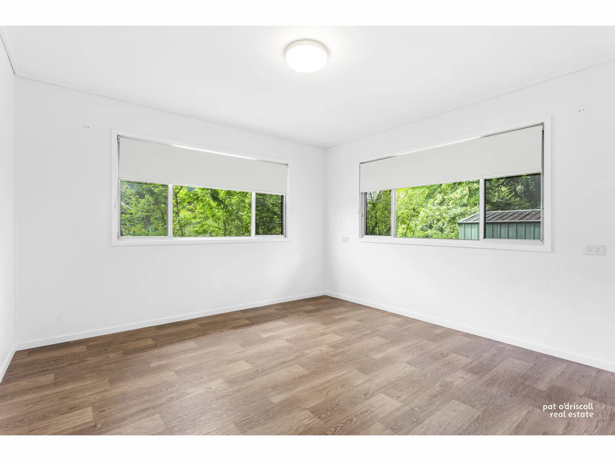 Additional image 5 of 33 Queen Street, The Range QLD 4700