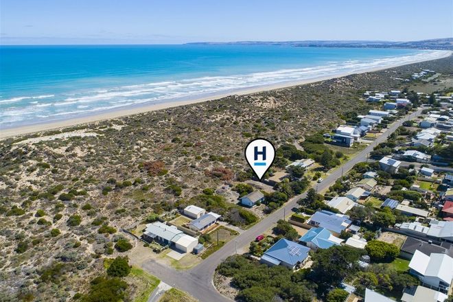 Picture of 9 Eaton Avenue, GOOLWA BEACH SA 5214