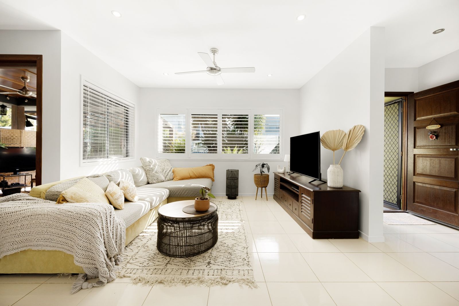 2 Banyandah Close, Birtinya QLD 4575, Image 1