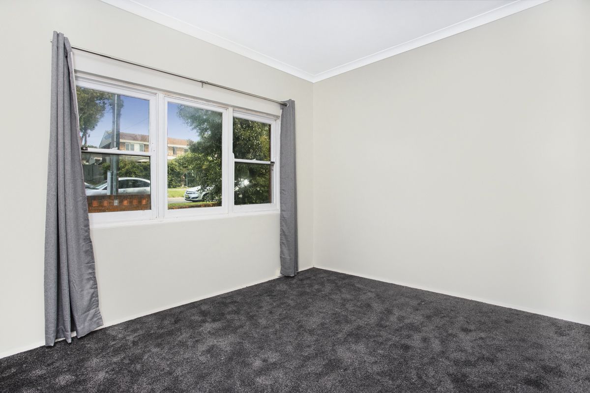 1/35 Denman Avenue, Woolooware NSW 2230, Image 2