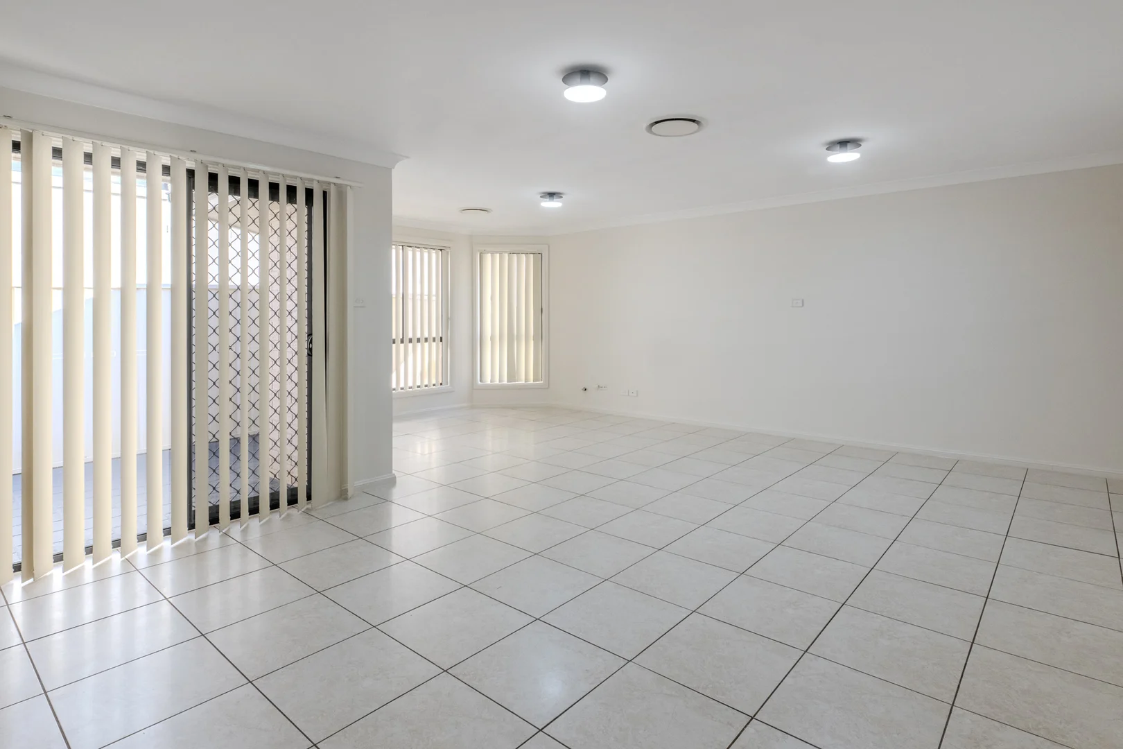 Additional image 10 of 140 Ridgetop Drive, Glenmore Park NSW 2745