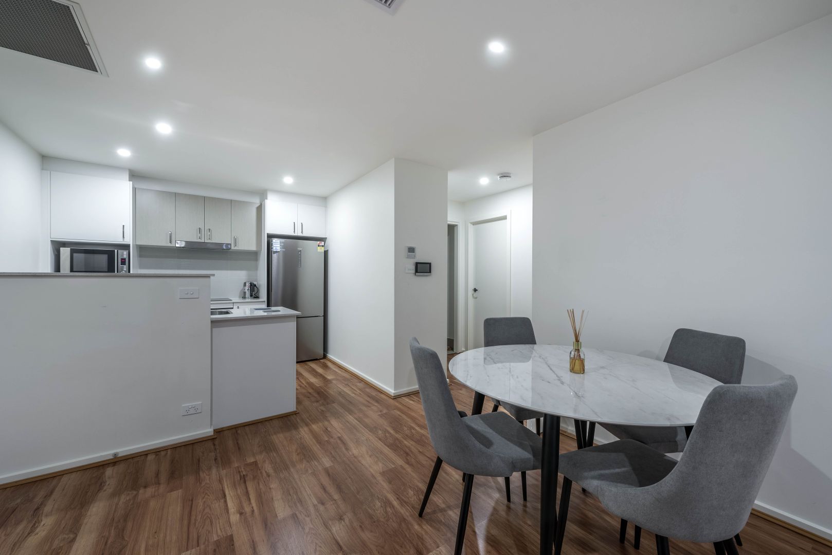 6/2 Serventy Street, Wright ACT 2611, Image 2