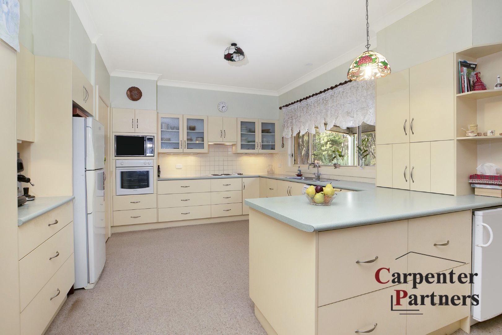 7 Dominica Place, Hill Top NSW 2575, Image 2