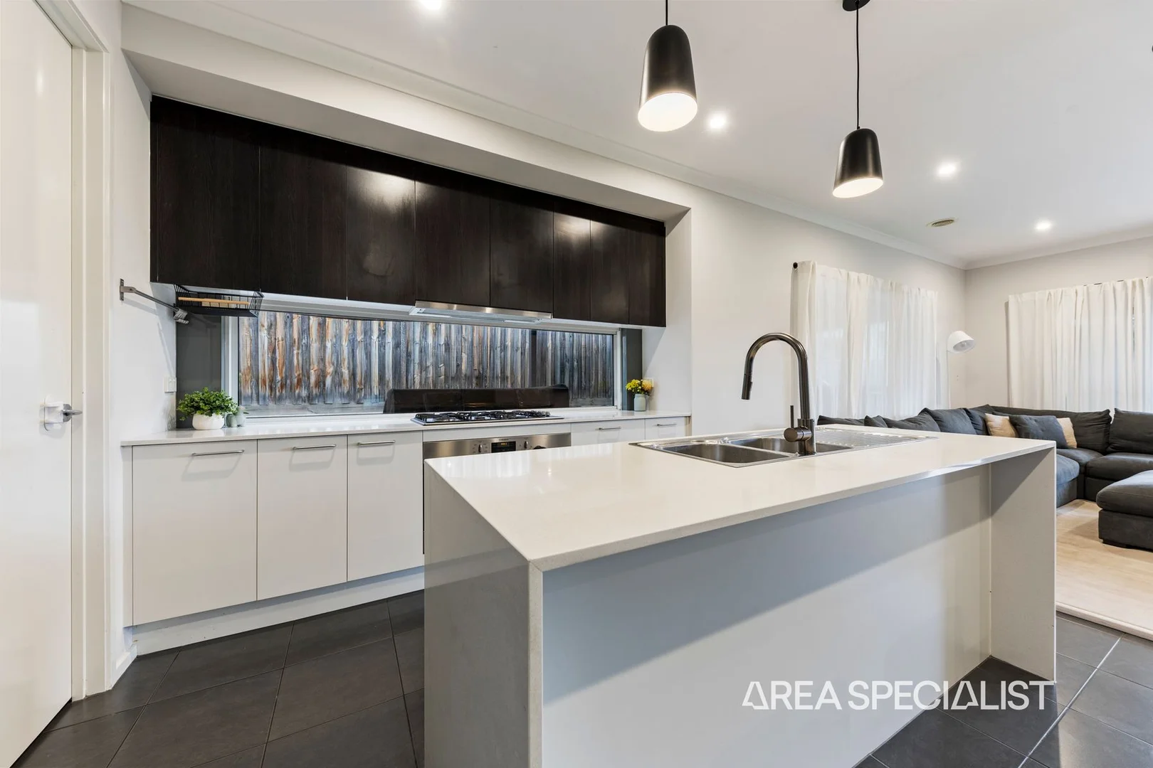 Additional image 16 of 37 Mountford Rise, Pakenham VIC 3810