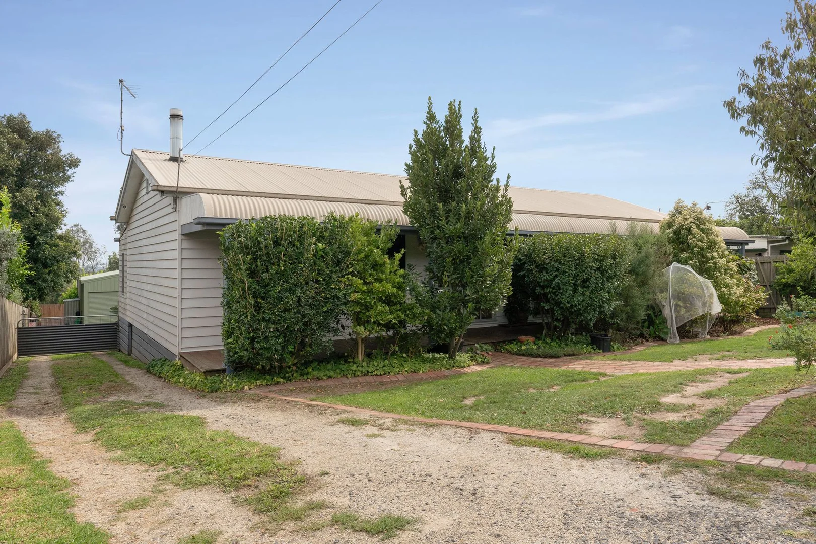 Additional image 3 of 9 Russell Street, Drouin VIC 3818