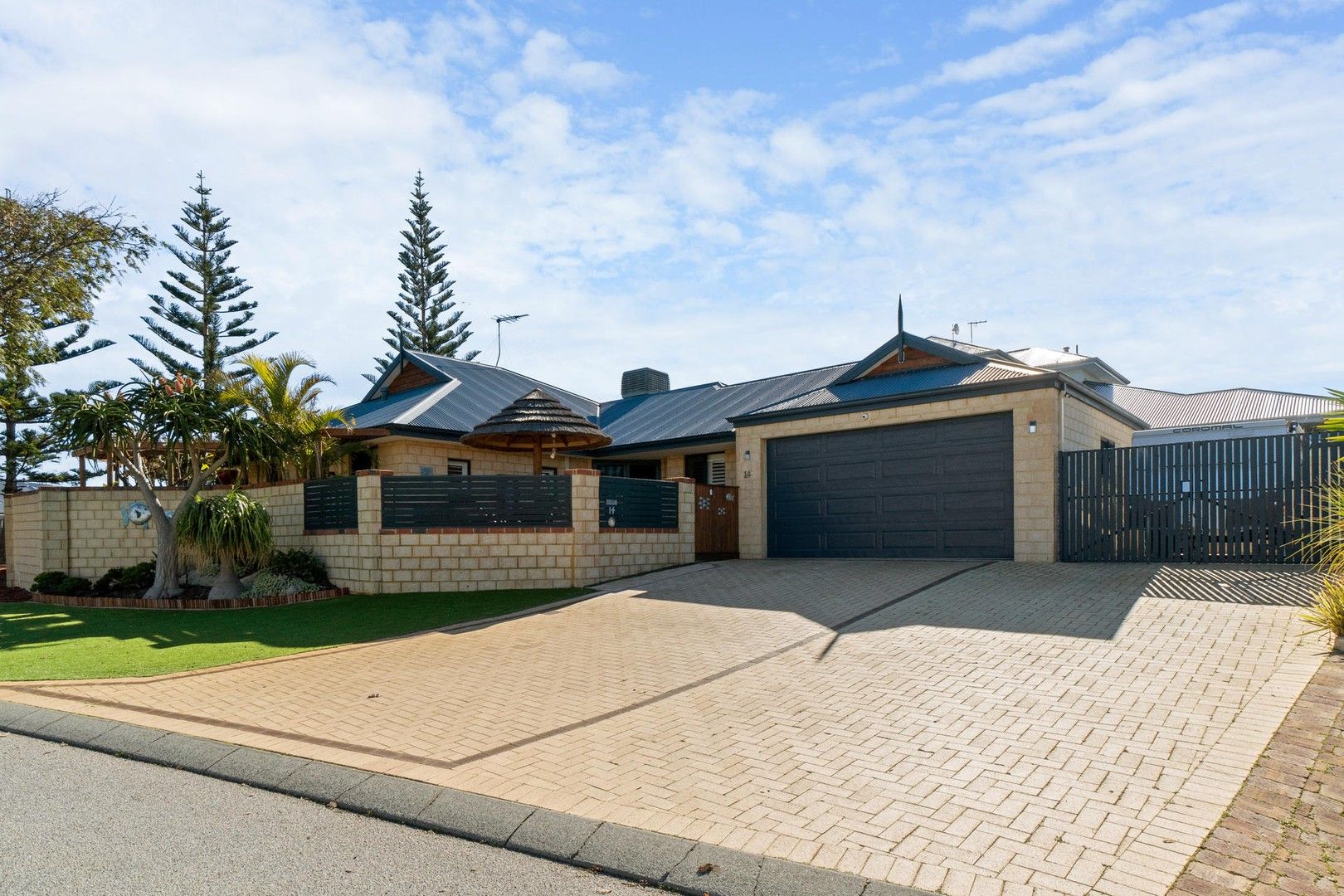 14 Berrington Pass, Quinns Rocks WA 6030, Image 2