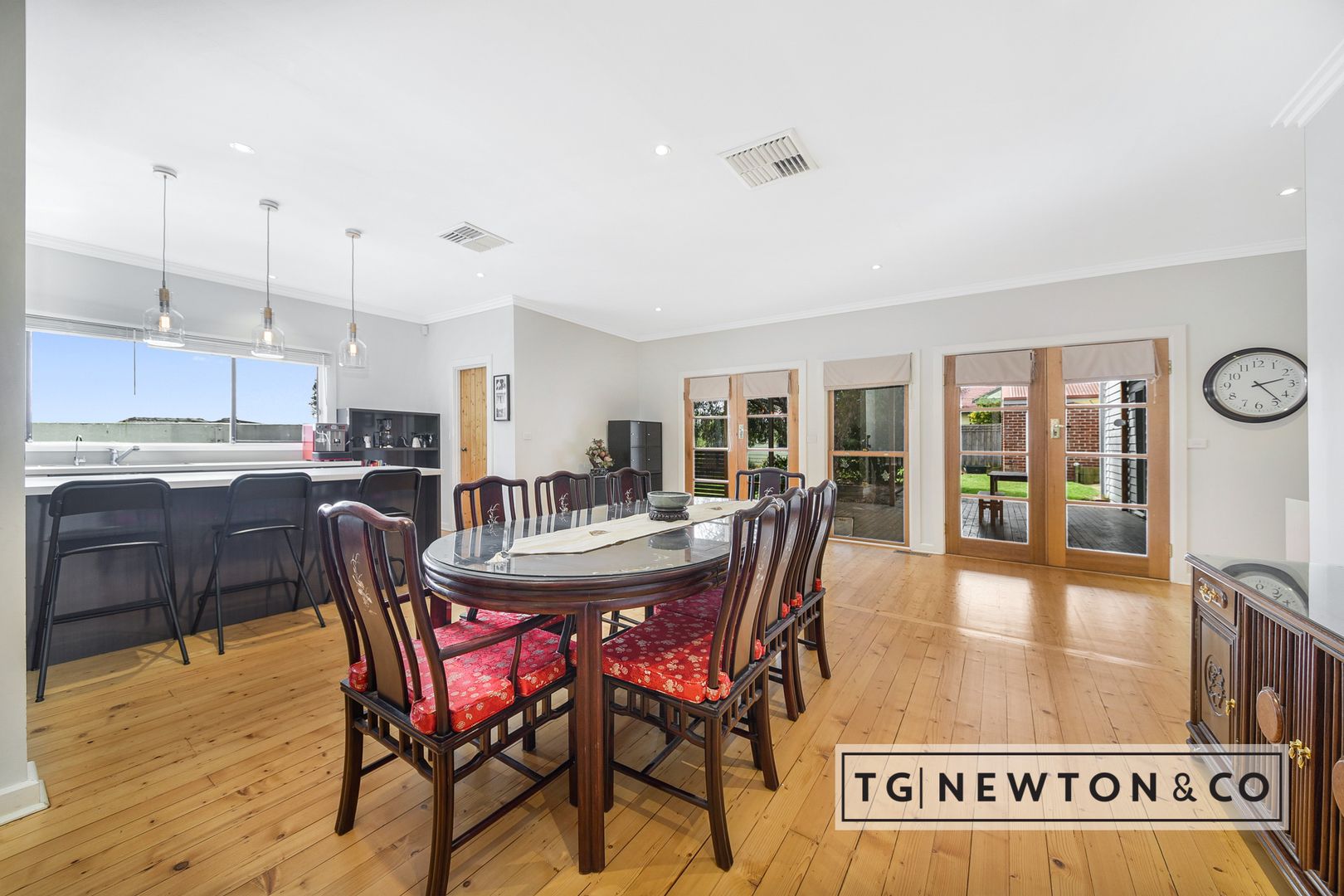 33 Manton Road, Clayton VIC 3168, Image 2