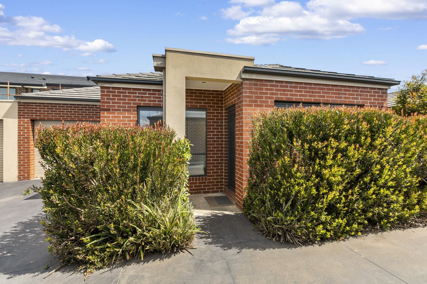 2/152 Hilma Street, Sunshine West VIC 3020, Image 2