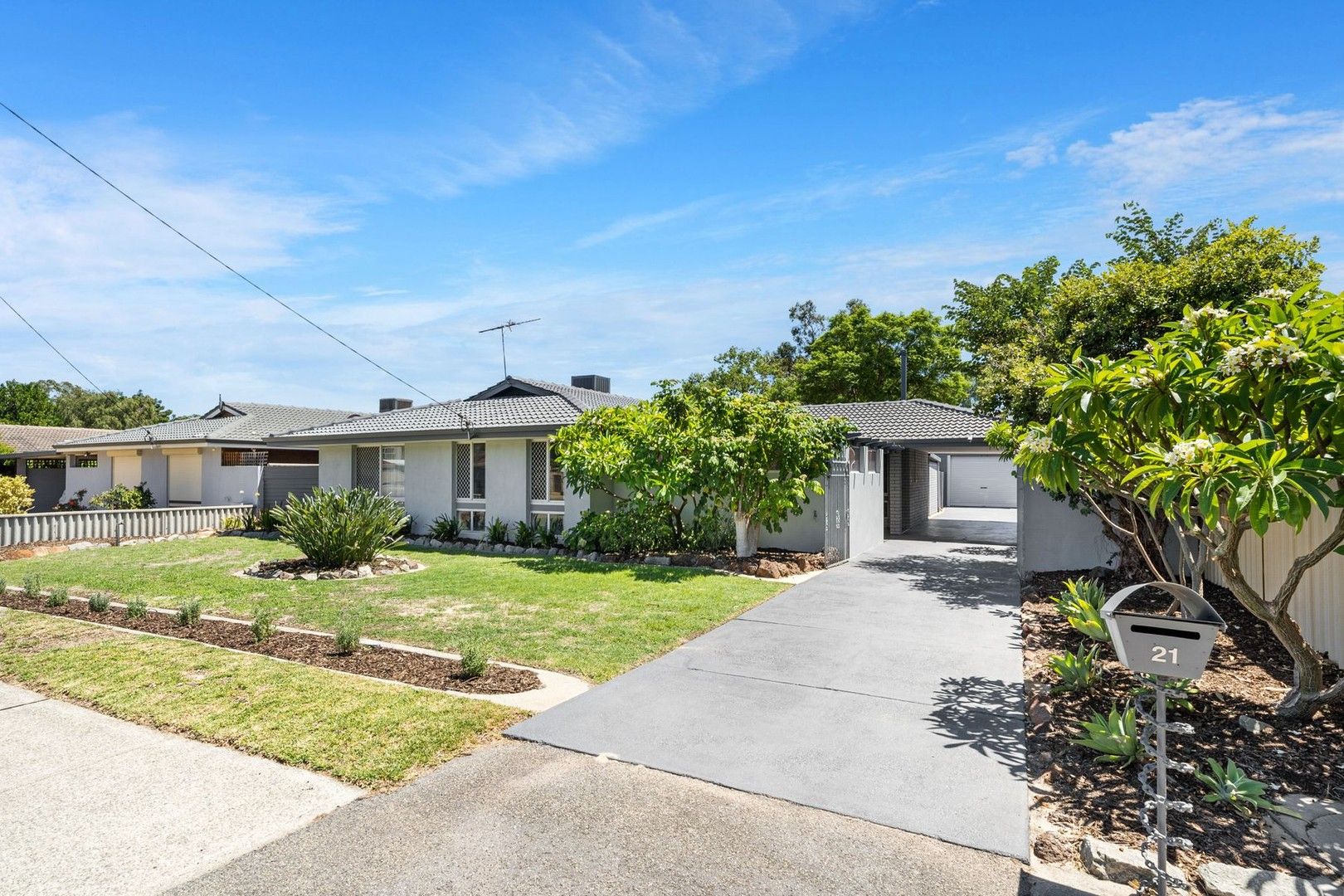 3 bedrooms House in 21 Goodall Street GOSNELLS WA, 6110