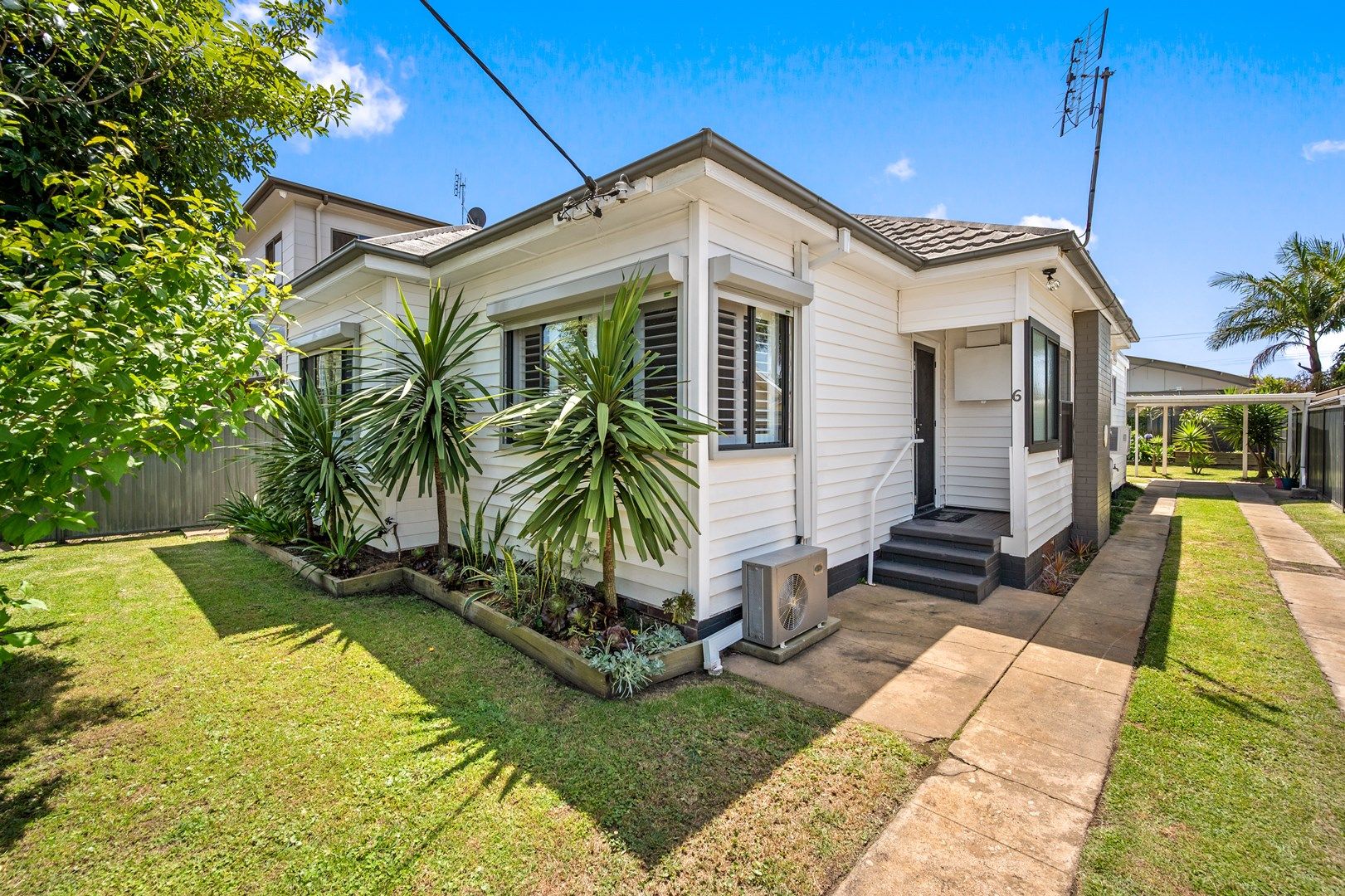 6 Faymax Street, Pelican NSW 2281, Image 0