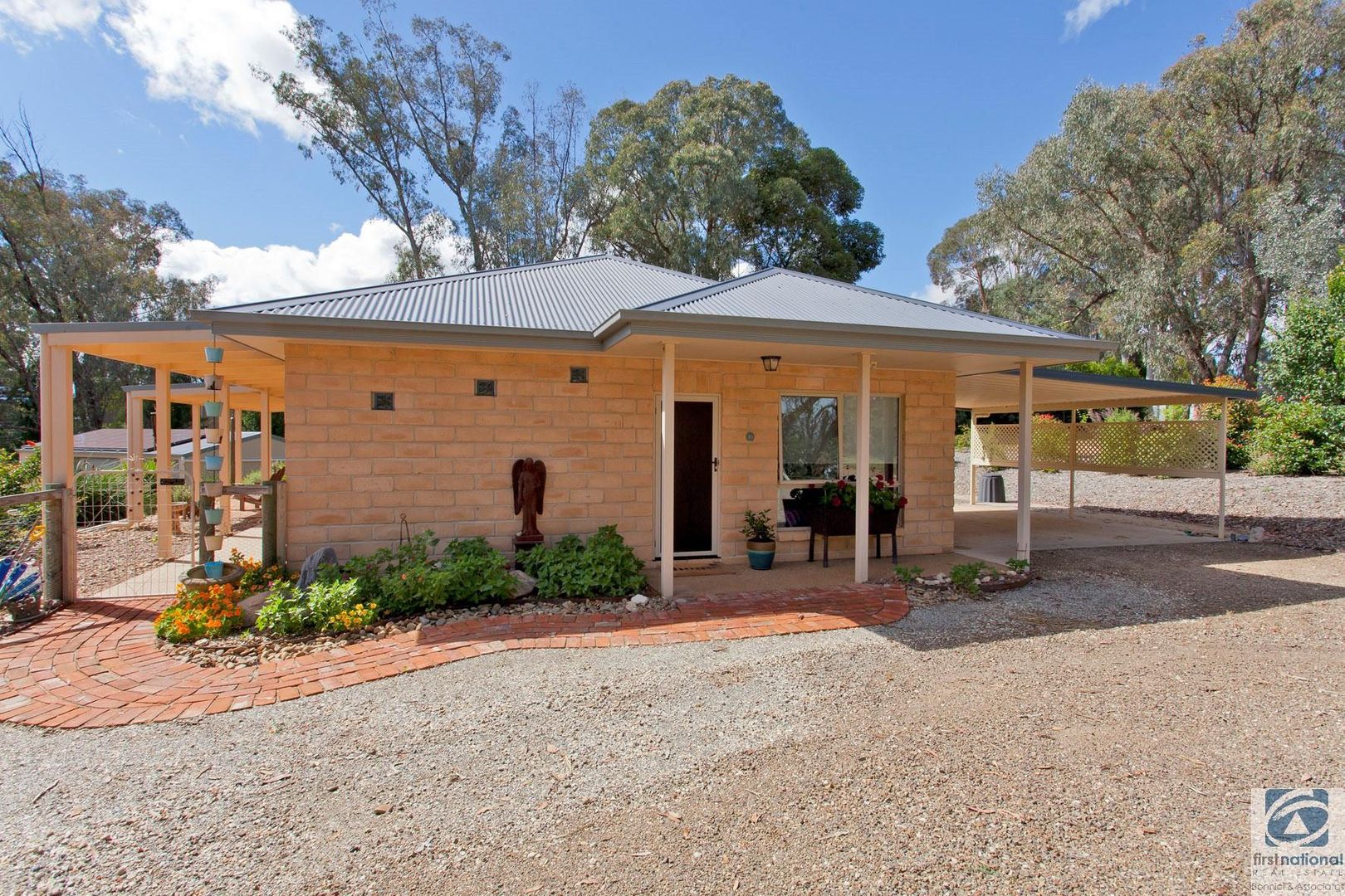 59 Back Creek Road, Yackandandah Property History & Address Research