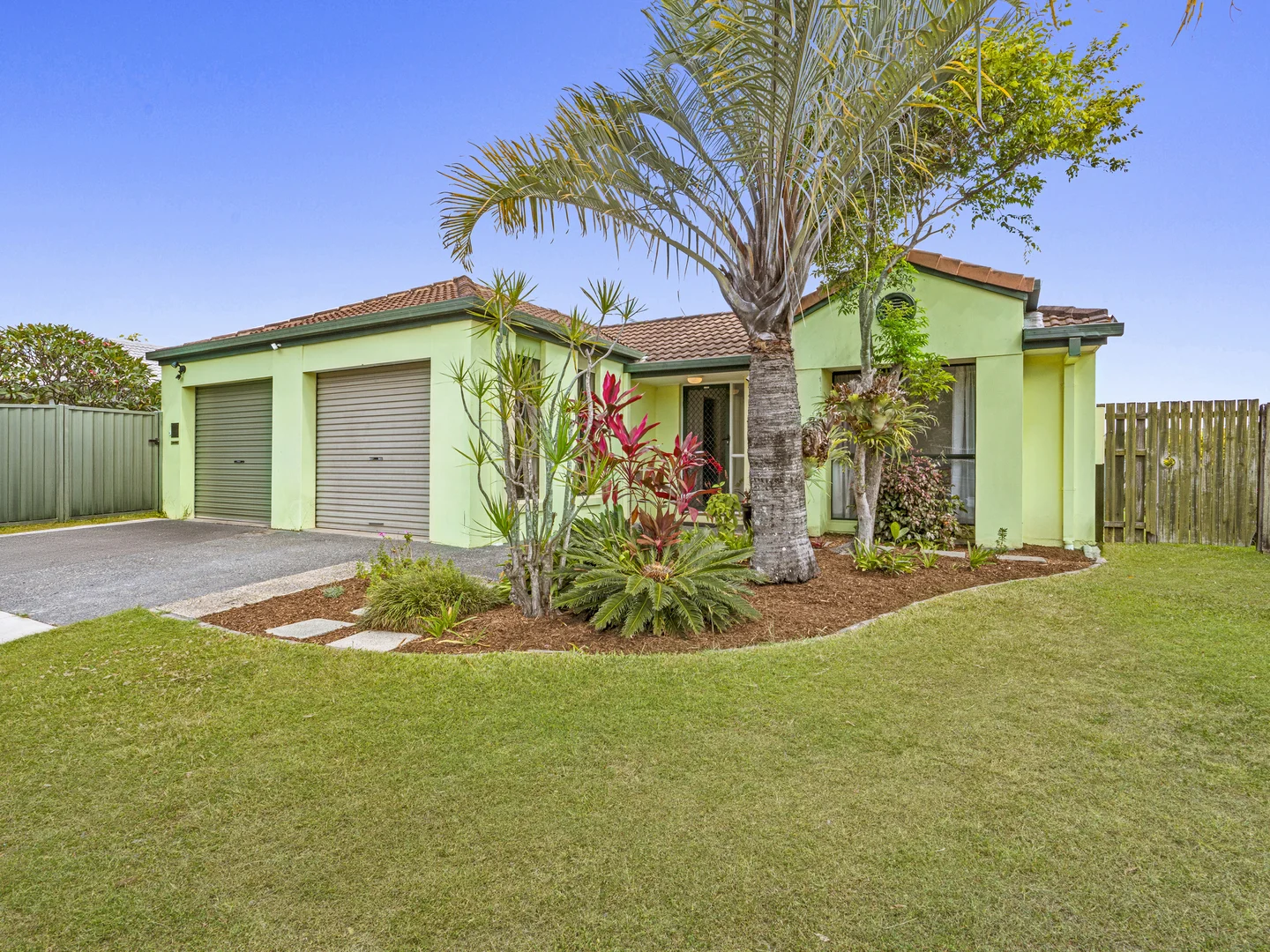 Additional image 11 of 2/100 Greenacre Drive, Parkwood QLD 4214