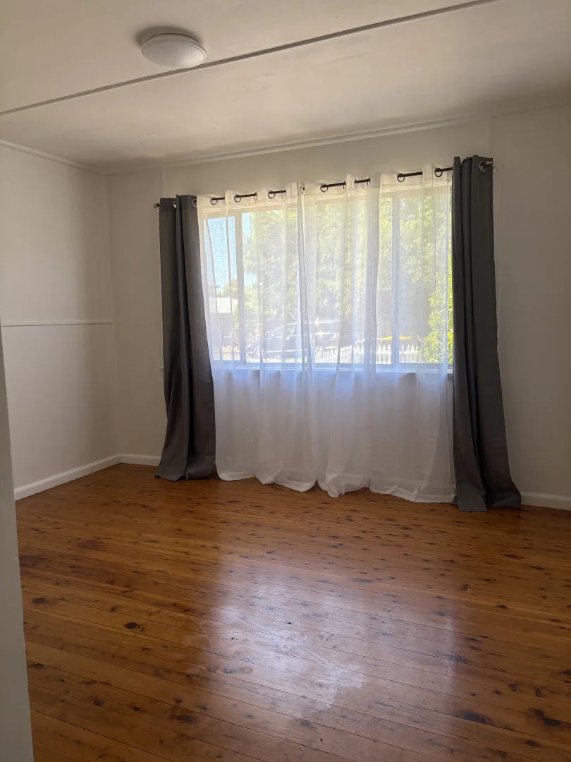 Additional image 8 of 2/7 Macquarie Street, Tumut NSW 2720