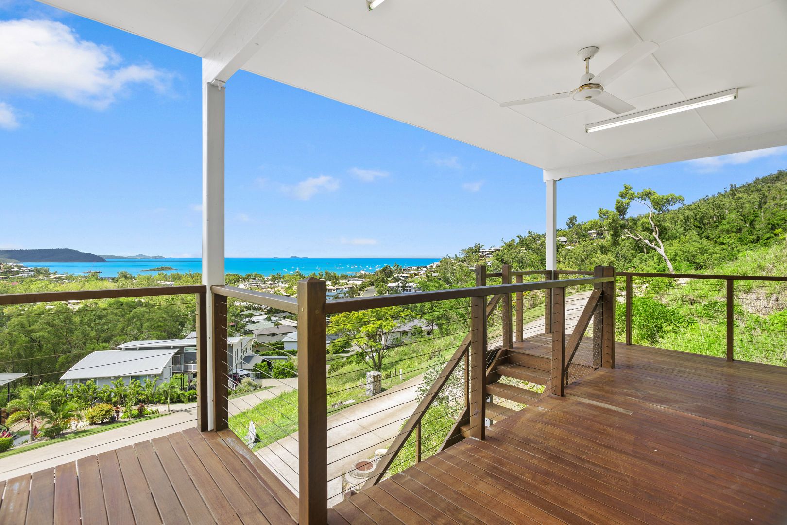 20 Yachtsmans Parade, Cannonvale QLD 4802, Image 2