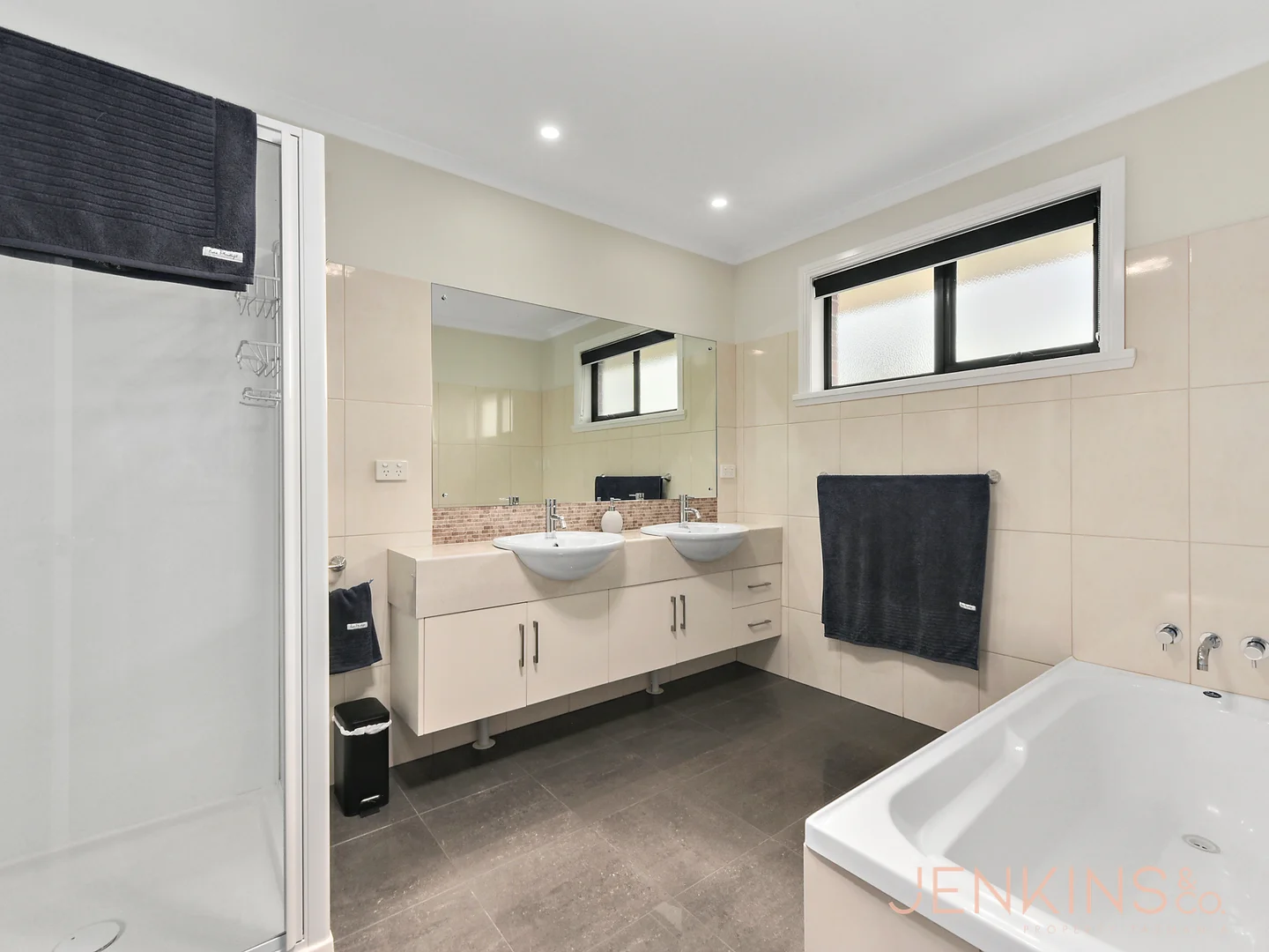 Additional image 17 of 3 Sarinda Close, Newnham TAS 7248